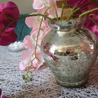 گلدان و گل ارکیده