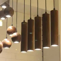 چراغ آویز چوبی انگاره بسیار با کیفیت در حد نو