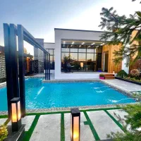 ویلا مدرن شهرکی استخردار ۳۰۰متری سندتکبرگ زیباکنار