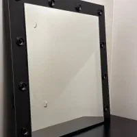 آینه چراغ دار
