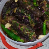 ترشی خونگی و نعنا خشک و مرباهای  فصل