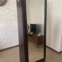 فروش فوری کمد با آینه قدی