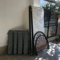 تخت فلزی یکنفره به همراه تشک رویال