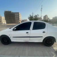 206 SD V8
