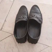 یک جفت کفش اسپرت چرم