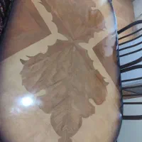 میز غذا خوری محکم وخوش نقش