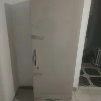 تخت و کمد