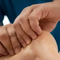 ماساژ درمانی