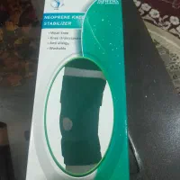 زانو بند چهارفنره نئوپرن سایز M