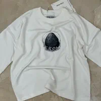 تیشرت باکسی طرح سریال from (فرام)