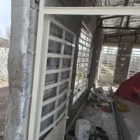 رنگ امیزی درب پنجره ساختمان عایق بندی استخر