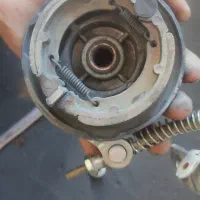 تعدای درب وپنجره دست دوم دارم همگی قابل استفاد هست