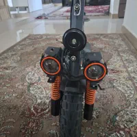 اسکوتر برقی بسیار تمیزو کم کار