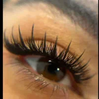 کاشت مژه رایگان