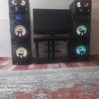 اسپیکر بزرگ خانگی