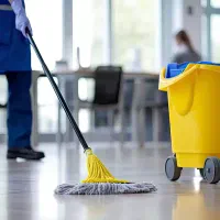 استخدام نیروی خدمات و نظافت