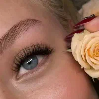 کاشت مژه 150