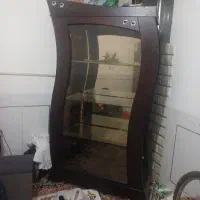 ویترین چوبی با اینه قدی