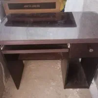 میز تحریر در حد نو