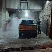 کارگر ماهر کارواش