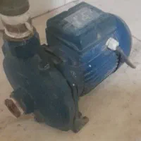 پمپ اب بشقابی