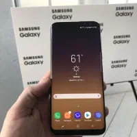 گوشی s8s7s6 داری بیار بر می دا رم