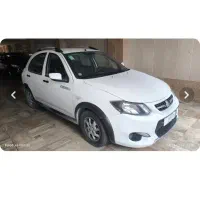کوییک RSمدل ۴۰۲سفید مشکی