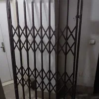 درب اکاردیونی فلزی