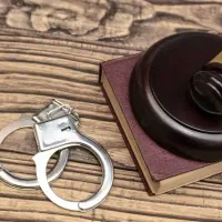 وکیل متخصص دعاوی کیفری