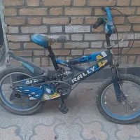 دو عدد دوچرخه ۲۰ و ۱۶