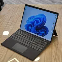 سرفیس پرو ۹ رنگ مشکی با کیبرد Surface Pro 9