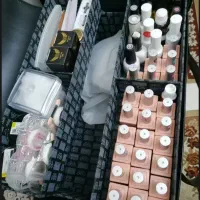 لوازم کاشت ناخن و مژه ومیز مانیکور