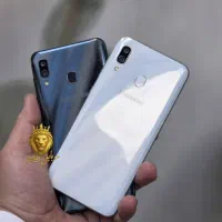 گلکسی سامسونگ 30 پابه صفر درحدنو 64گیگ رام4 بشرط