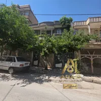ساختمان-ویلایی-در-شهرک-سپاه-350-متر-زیر-بنا