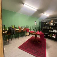 صبحانه‌زن ، کمک آشپز جوان، نیمه وقت دانشجو