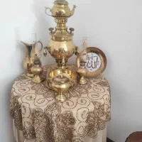 میز کامل سماور و قندان و چراغ رومیزی سنگی