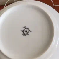 ۱۲ تا بشقاب خورش خوری گود  سالم  ۱۸۰۰۰۰۰ تومن ن