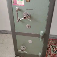 گاو صندوق اصفهان زمرد در حد نو