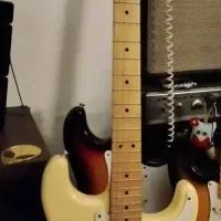 Fender Stratocaster Delux