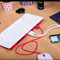 رزبری ۴۰۰ بهمراه کیت کامل