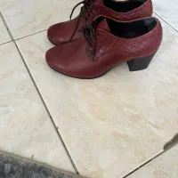 کفش زنانه چرم نو