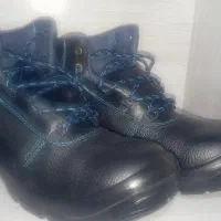 کفش کار ایمنی ۴۲