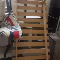 تخت خواب و میز تی وی