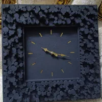ساعت چوبی زیبا و شیک