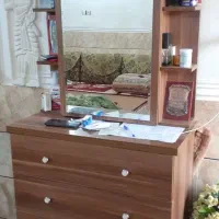 بوفه و میز آرایش کاملا سالم و نو