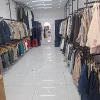 فروشنده خانوم