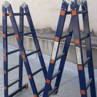 نردبان ۲۰ پله ،۶متری در حد نو