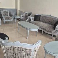 یک دست مبل ۷ نفره همراه با میز ناهار خوری