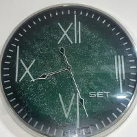 ساعت دیواری