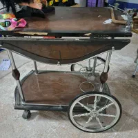 میز چرخ دار